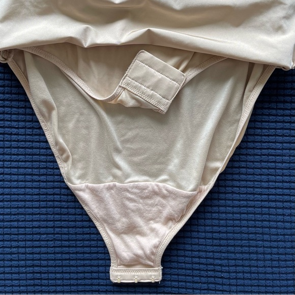 NWOT Shapewear Strapless Dress w/ Sewn-In Bodysuit - Picture 4 of 5